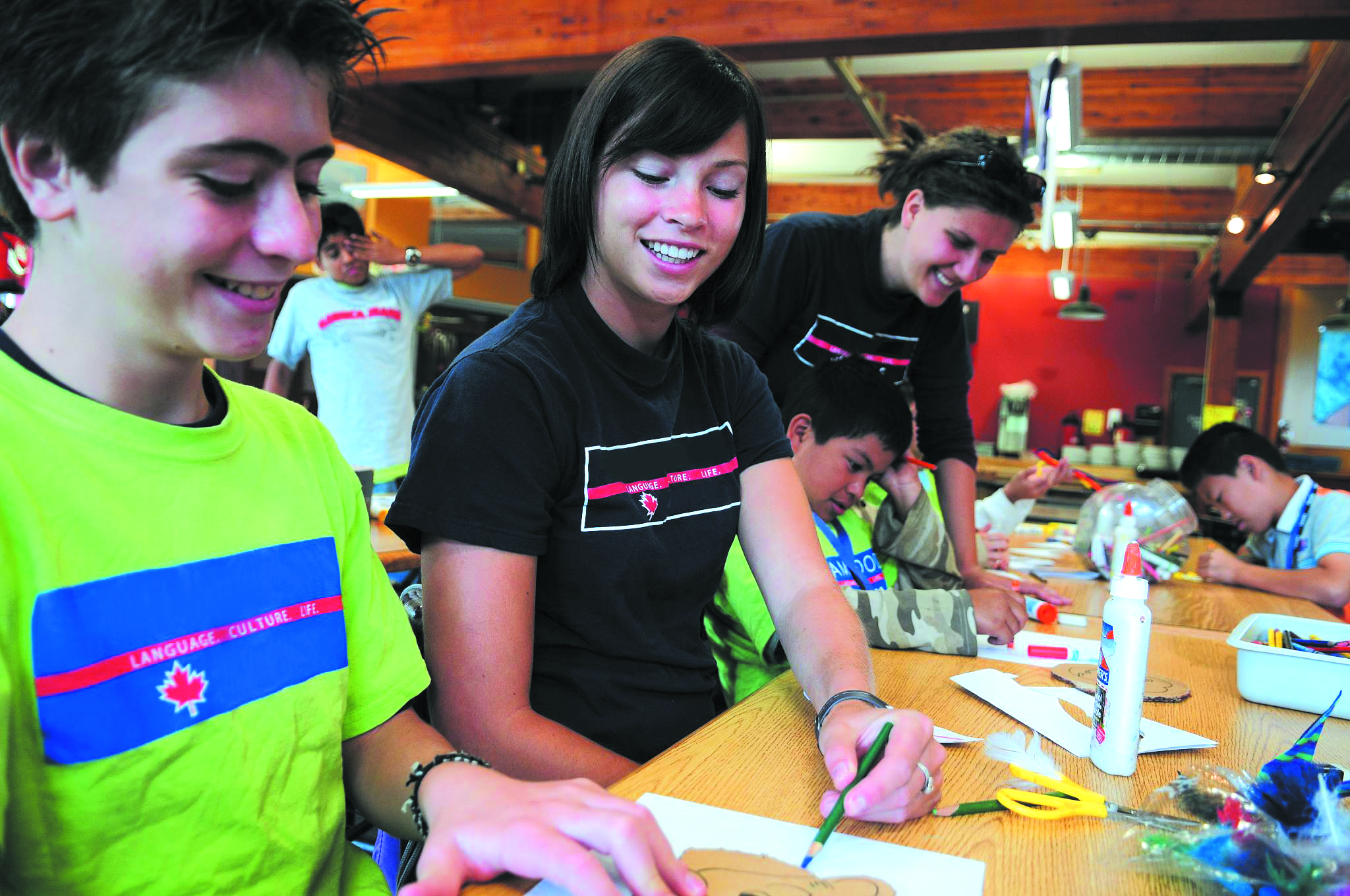 Actividad de Curso escolar en Canadá. Aprendiendo idiomas en el extranjero Actividad de Curso escolar en Canadá. Aprendiendo idiomas en el extranjero